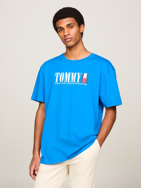 TJM REG TOMMY DNA FLAG TEE EXT