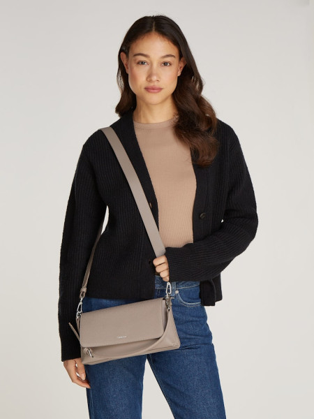 CK MUST CONV SHOULDER BAG_MONO